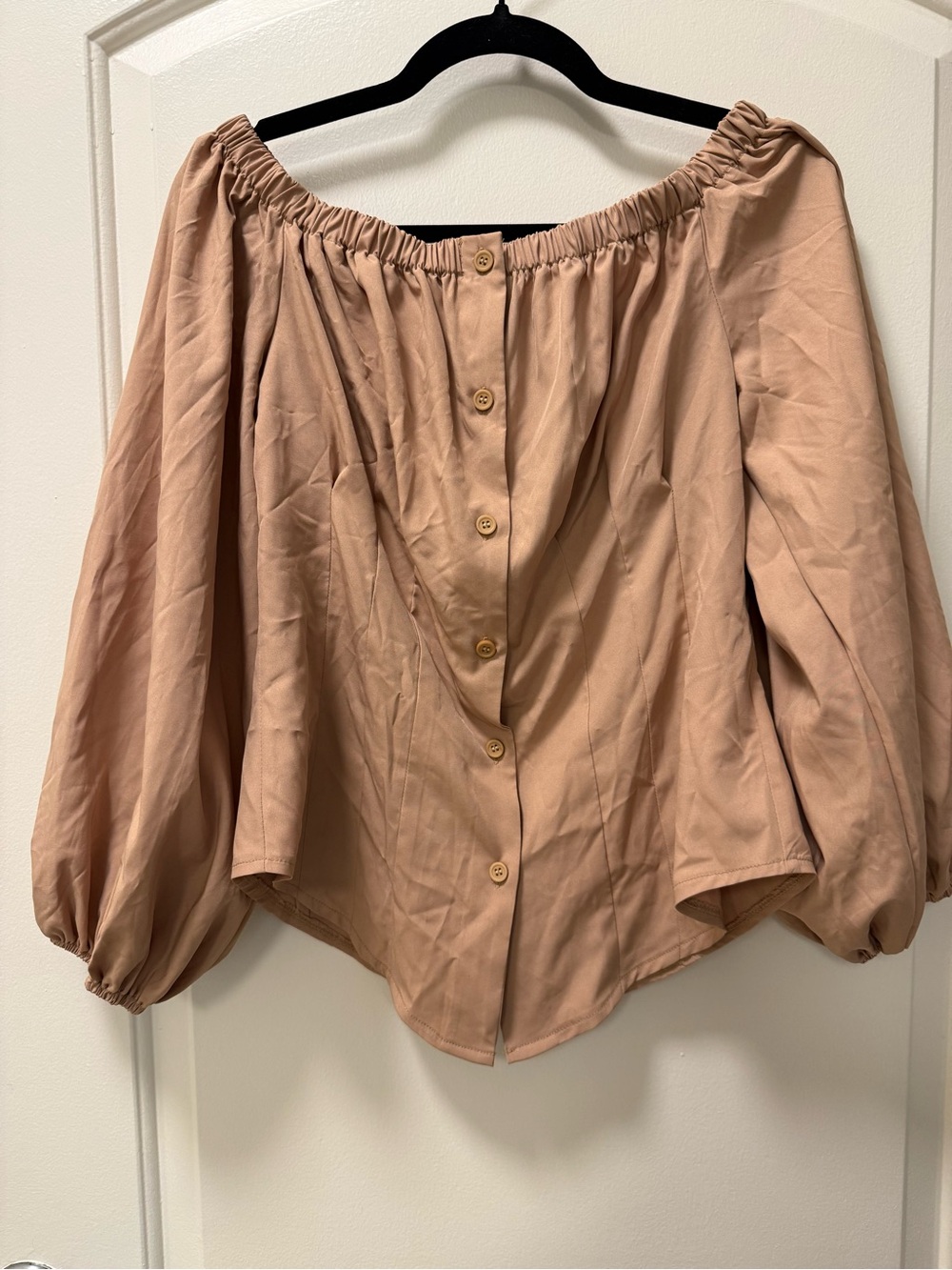 SHEIN Light Tan Off-Shoulder Button-Down Puff Sleeve Top